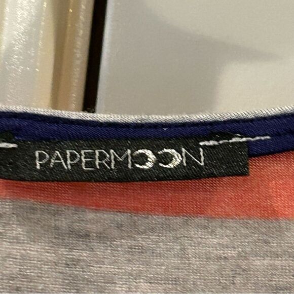 Women’s short sleeve stripe back detailed top‎ - Picture 8 of 8